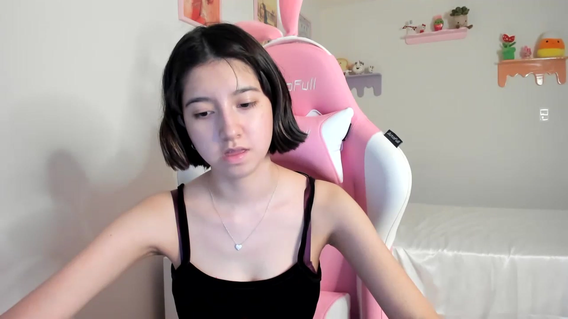 Gallery image thumbnail from Cherrycute666's myfreecams stream on, 07/10/2023, 06:05 image 15 of 20