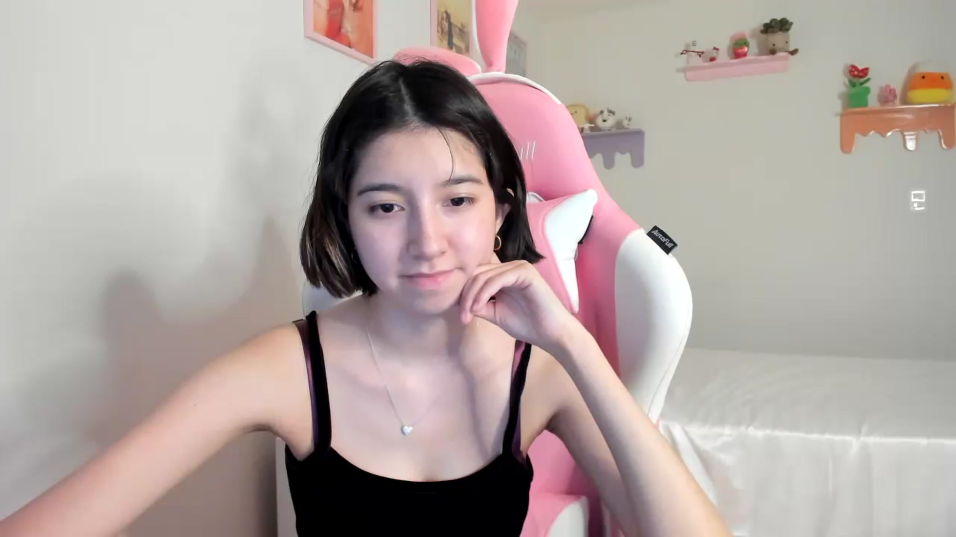 Gallery image thumbnail from Cherrycute666's myfreecams stream on, 07/10/2023, 06:05 image 16 of 20
