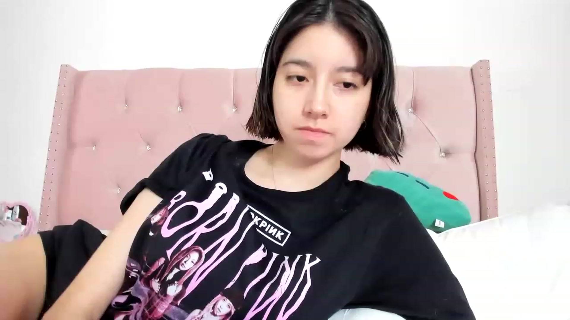 Gallery image thumbnail from Cherrycute666's myfreecams stream on, 07/10/2023, 08:30 image 9 of 20