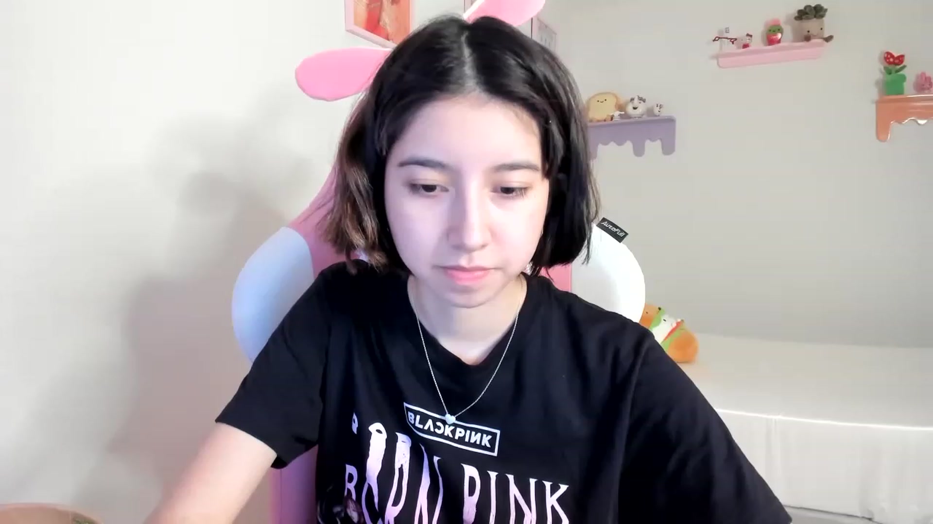 Gallery image thumbnail from Cherrycute666's myfreecams stream on, 07/11/2023, 02:32 image 7 of 20