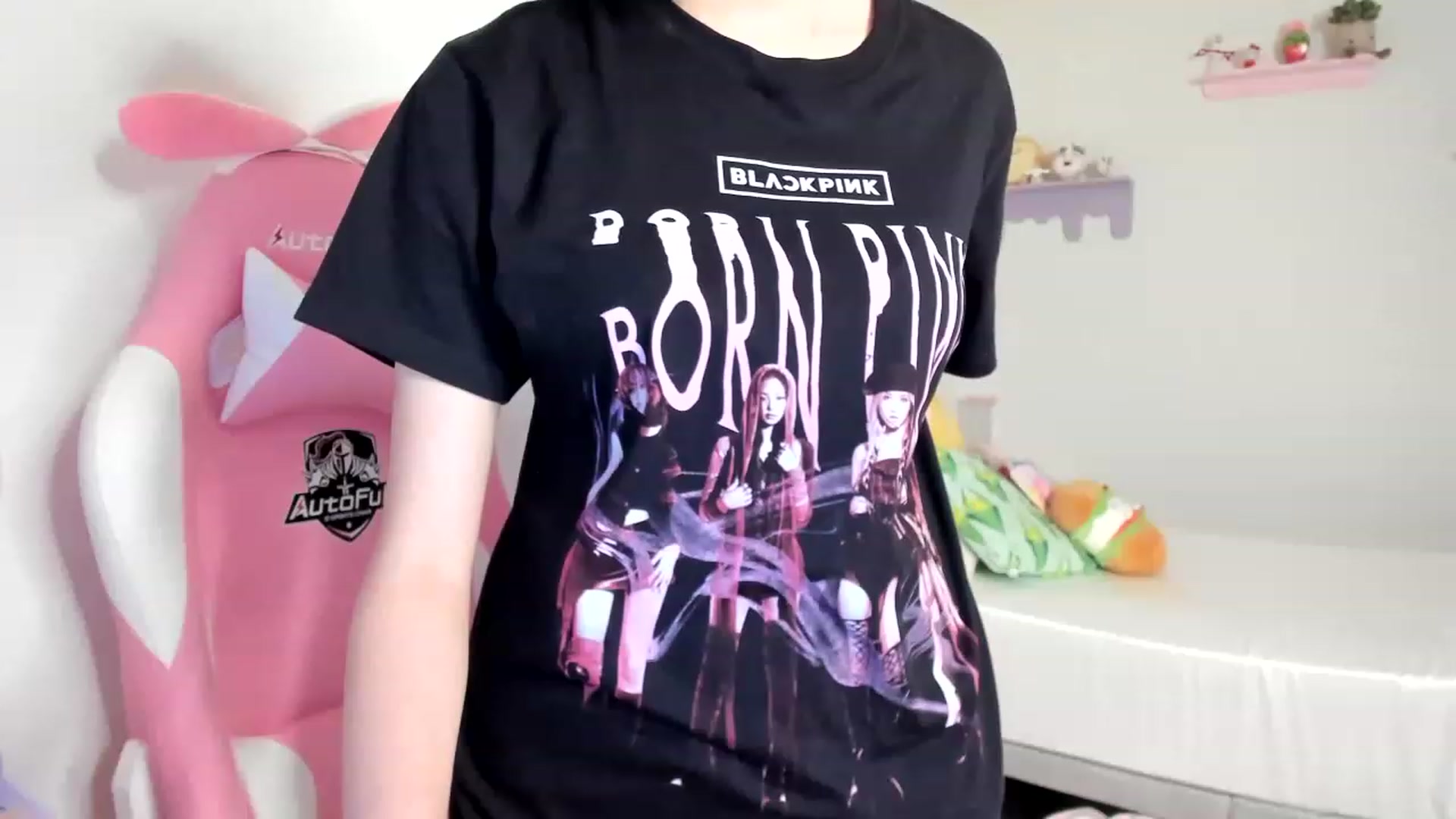 Gallery image thumbnail from Cherrycute666's myfreecams stream on, 07/11/2023, 03:55 image 3 of 20