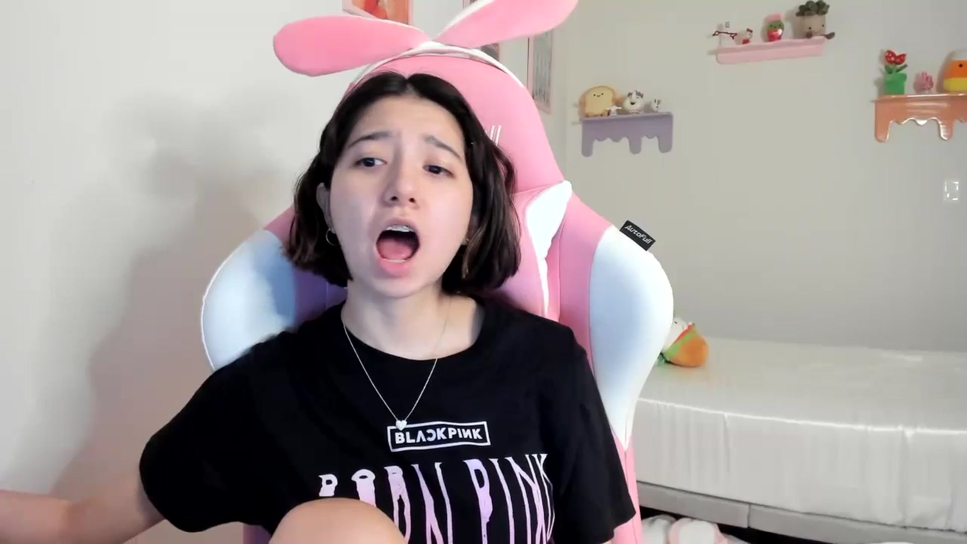 Gallery image thumbnail from Cherrycute666's myfreecams stream on, 07/11/2023, 05:12 image 16 of 20