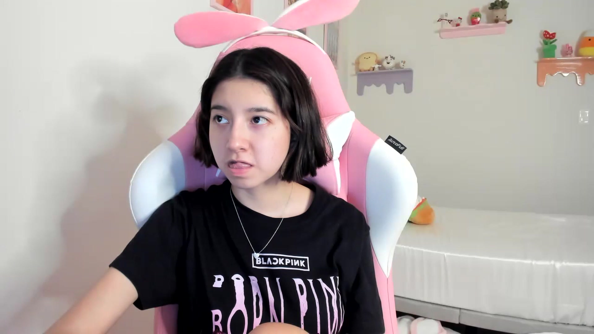 Gallery image thumbnail from Cherrycute666's myfreecams stream on, 07/11/2023, 05:12 image 17 of 20