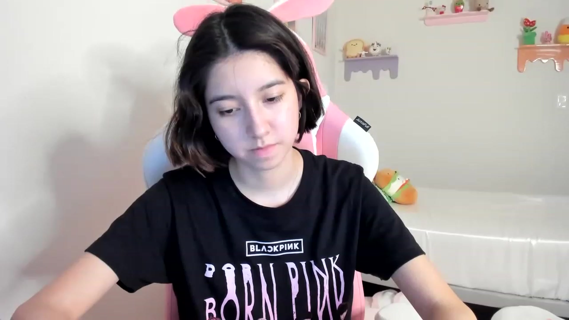 Gallery image thumbnail from Cherrycute666's myfreecams stream on, 07/11/2023, 05:45 image 14 of 20