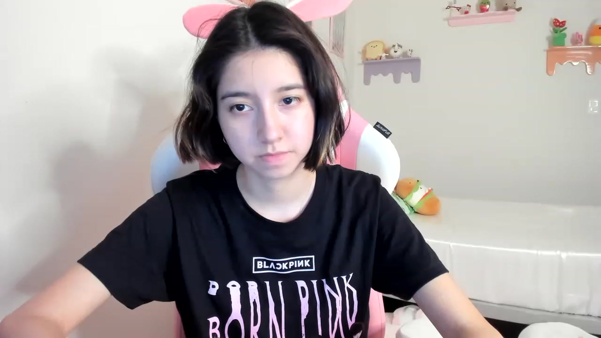 Gallery image thumbnail from Cherrycute666's myfreecams stream on, 07/11/2023, 05:45 image 13 of 20