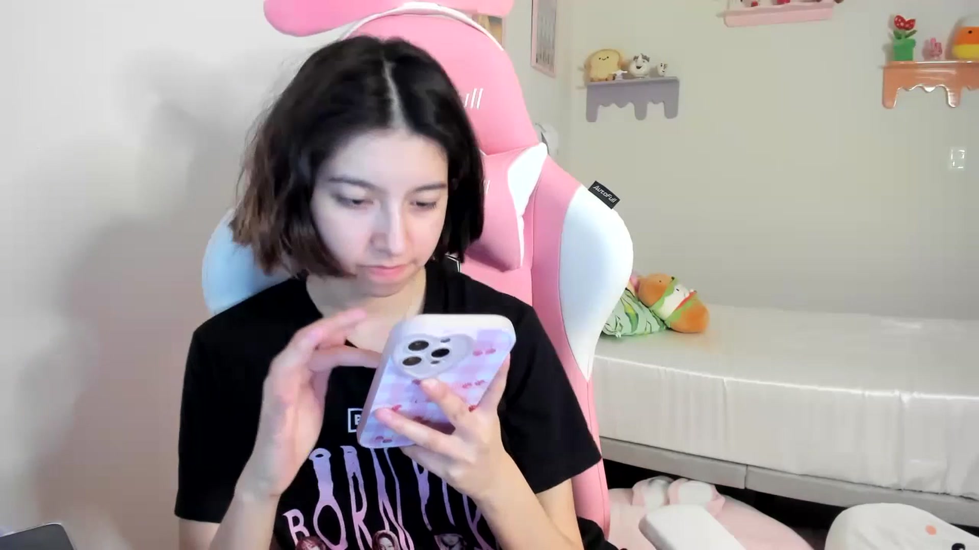 Gallery image thumbnail from Cherrycute666's myfreecams stream on, 07/11/2023, 07:56 image 19 of 20