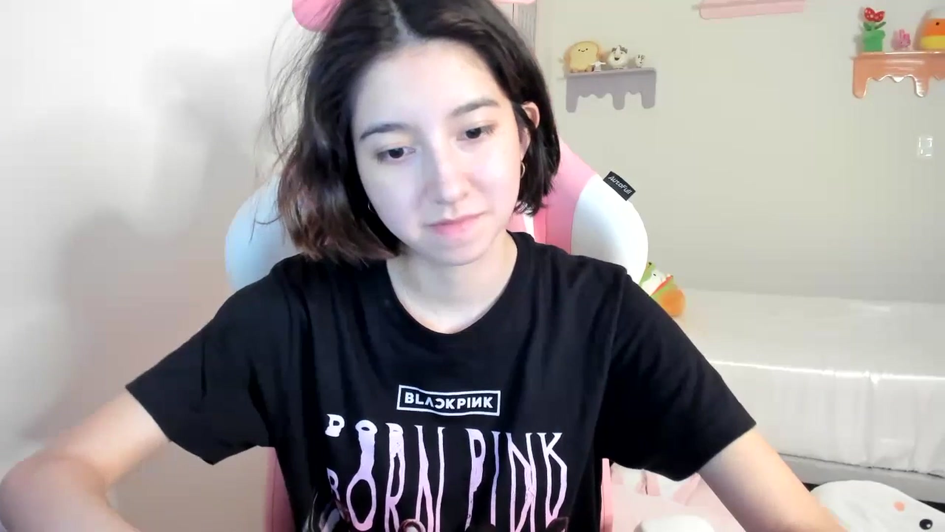 Gallery image thumbnail from Cherrycute666's myfreecams stream on, 07/11/2023, 07:56 image 18 of 20