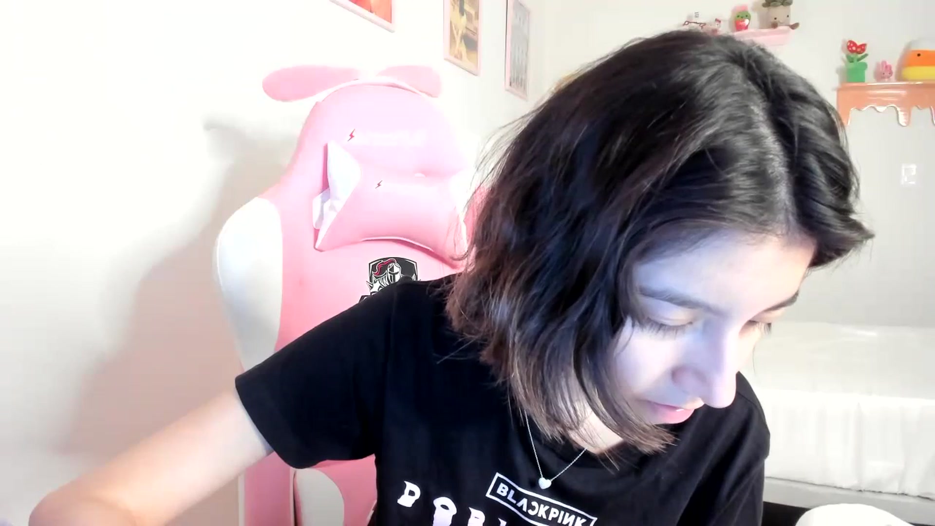 Gallery image thumbnail from Cherrycute666's myfreecams stream on, 07/11/2023, 09:14 image 11 of 20