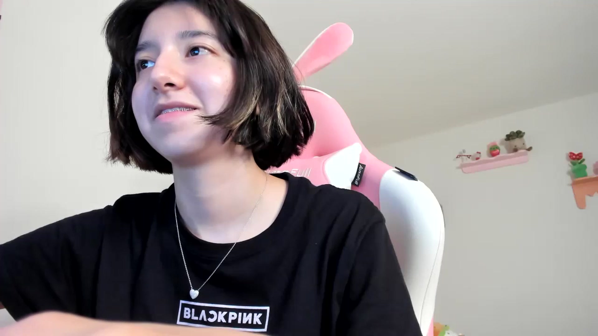 Gallery image thumbnail from Cherrycute666's myfreecams stream on, 07/11/2023, 11:23 image 20 of 20