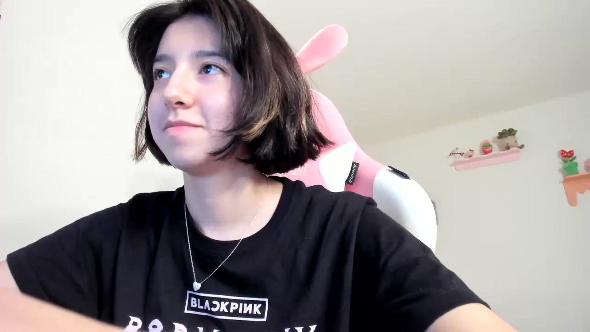 Gallery image thumbnail from Cherrycute666's myfreecams stream on, 07/11/2023, 11:23 image 19 of 20