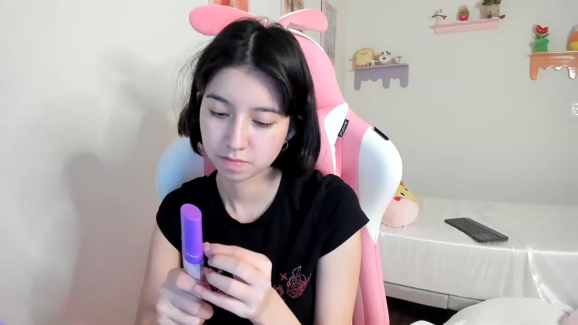 Gallery image thumbnail from Cherrycute666's myfreecams stream on, 07/12/2023, 04:56 image 9 of 20