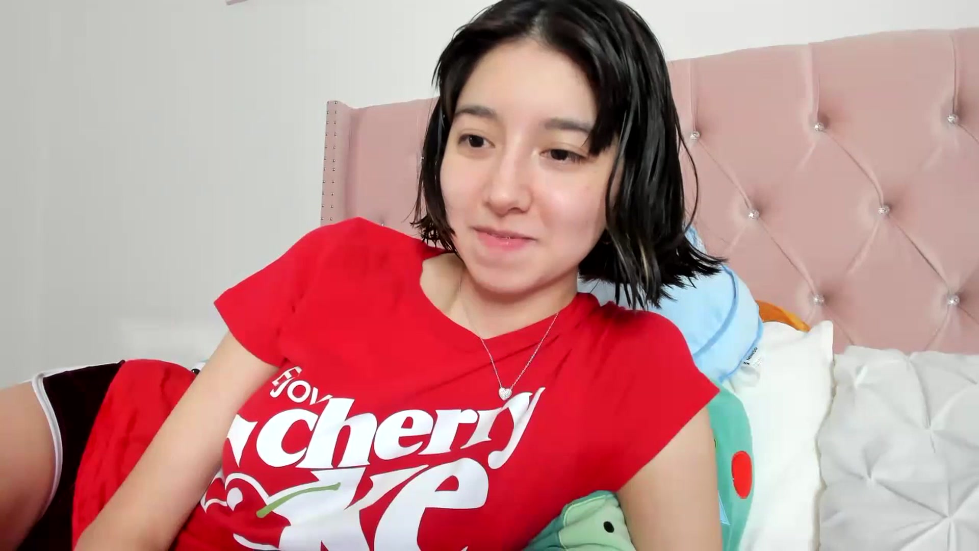 Gallery image thumbnail from Cherrycute666's myfreecams stream on, 07/12/2023, 10:07 image 19 of 20