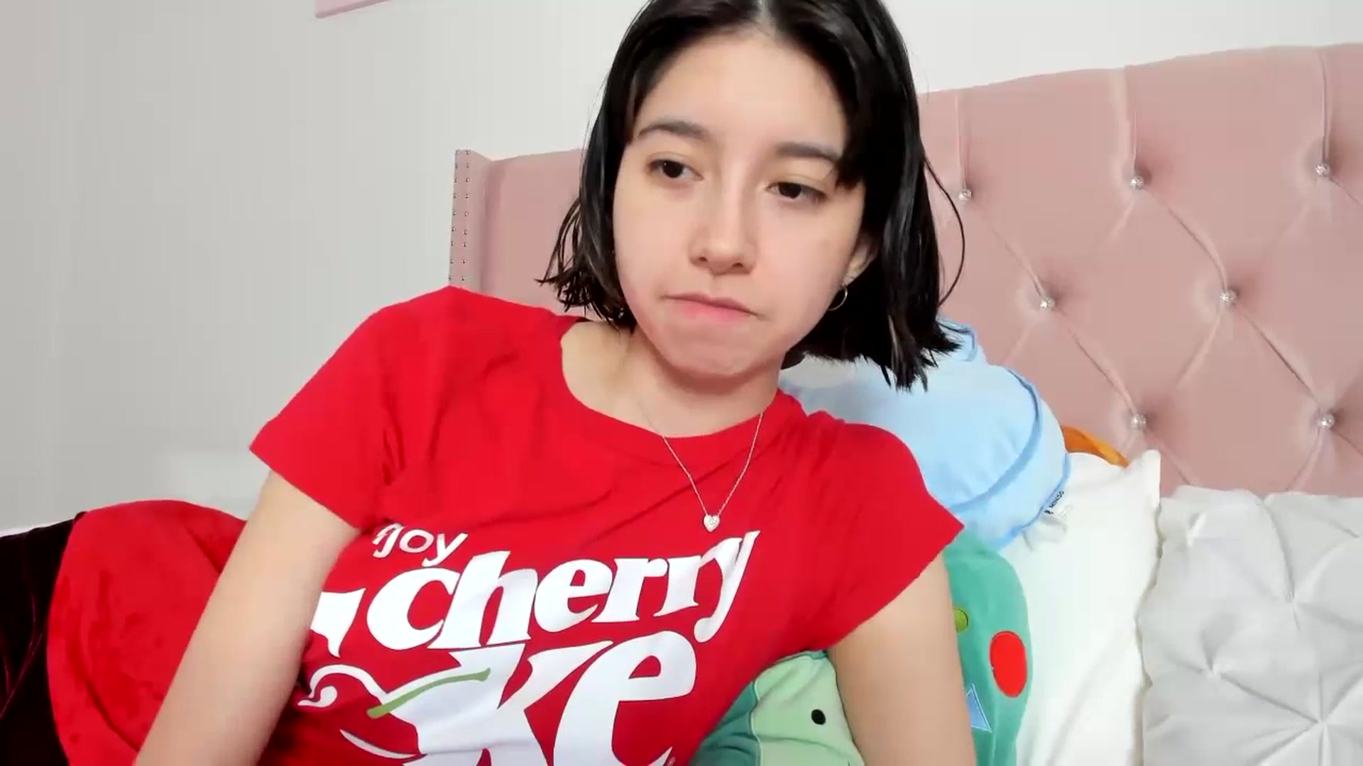Gallery image thumbnail from Cherrycute666's myfreecams stream on, 07/12/2023, 10:07 image 17 of 20