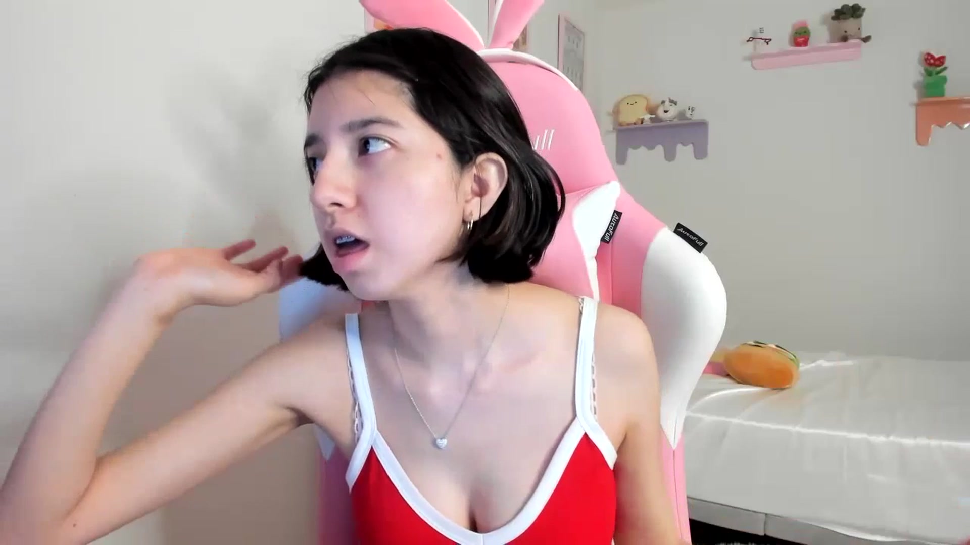 Gallery image thumbnail from Cherrycute666's myfreecams stream on, 07/13/2023, 01:39 image 7 of 20