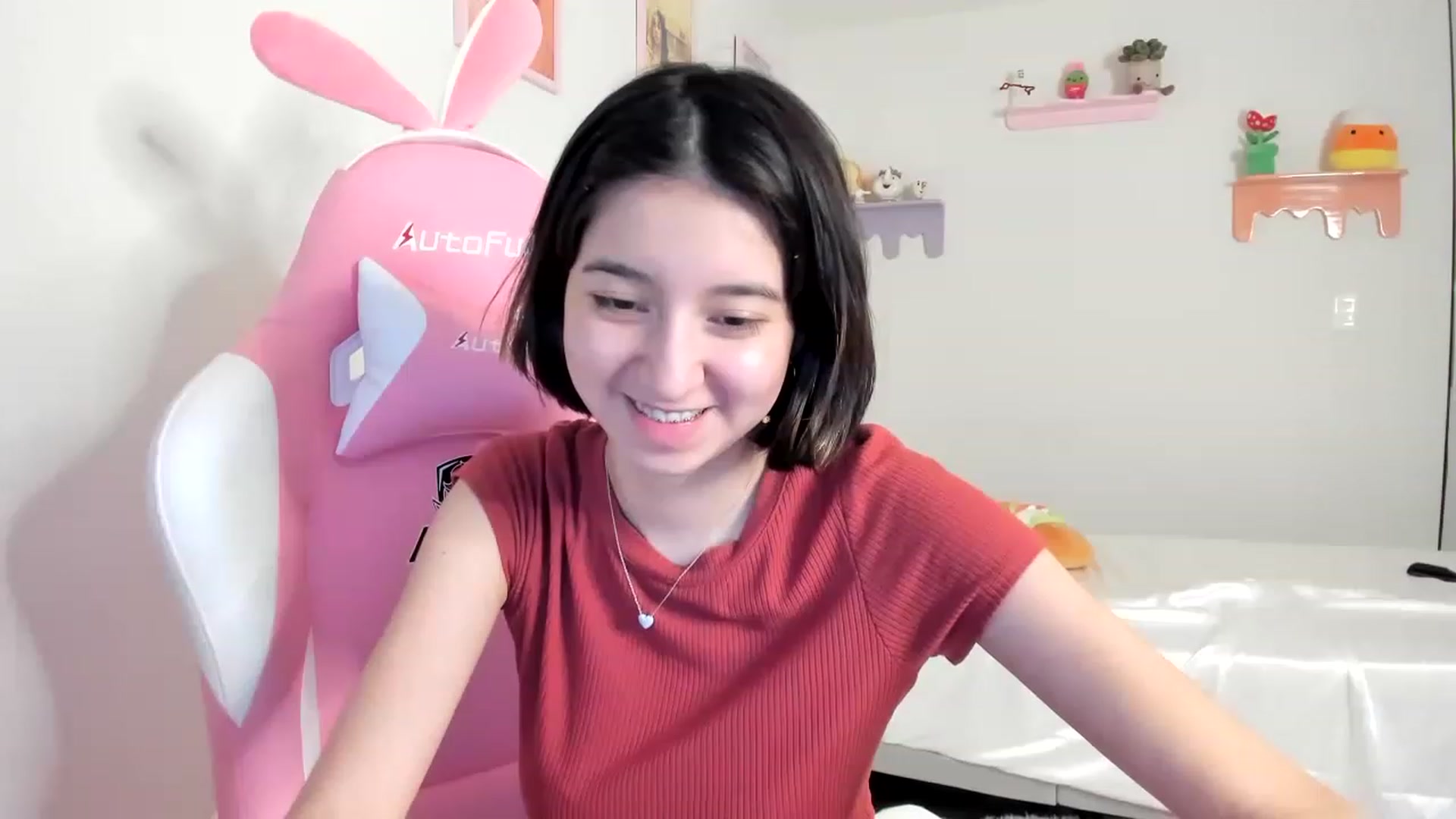 Gallery image thumbnail from Cherrycute666's myfreecams stream on, 07/14/2023, 24:05 image 15 of 20