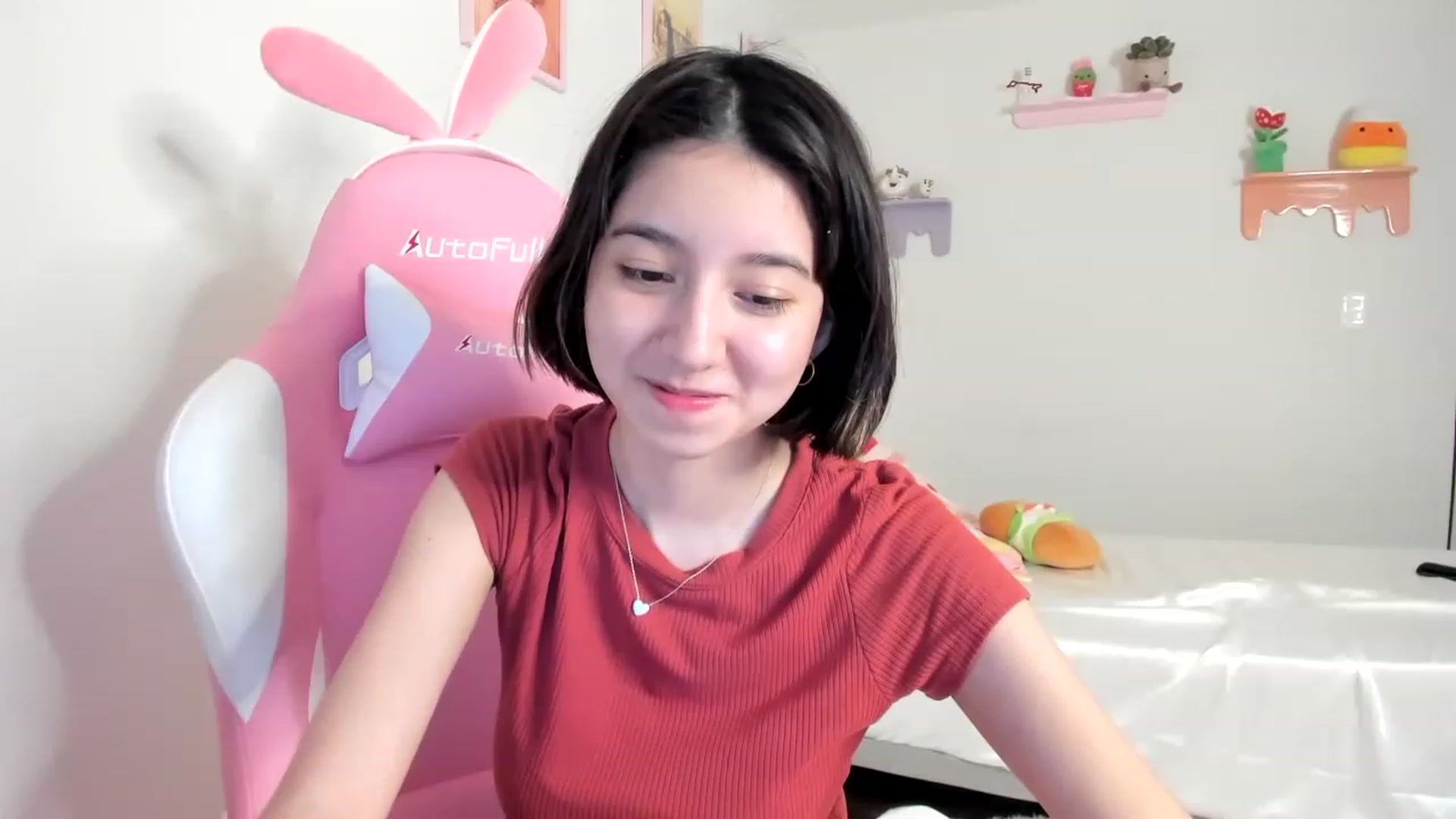 Gallery image thumbnail from Cherrycute666's myfreecams stream on, 07/14/2023, 24:05 image 13 of 20