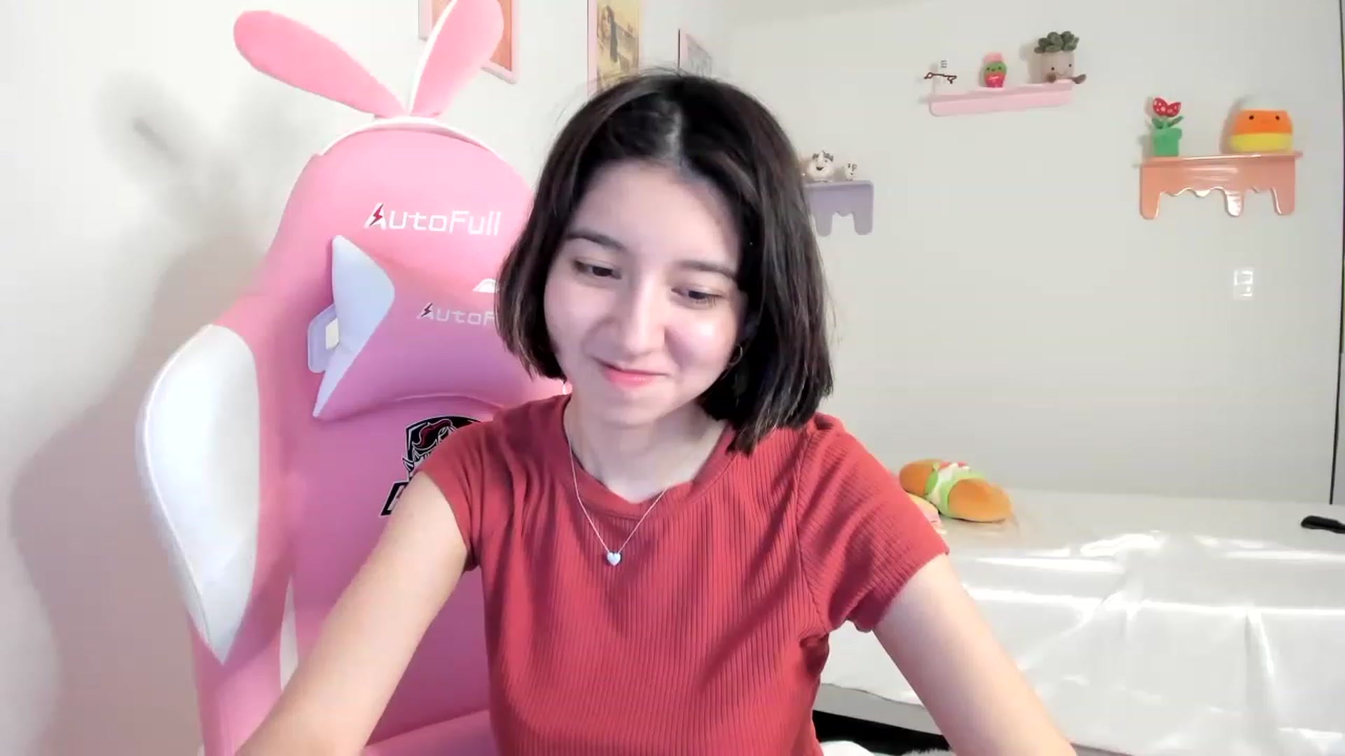 Gallery image thumbnail from Cherrycute666's myfreecams stream on, 07/14/2023, 24:05 image 18 of 20