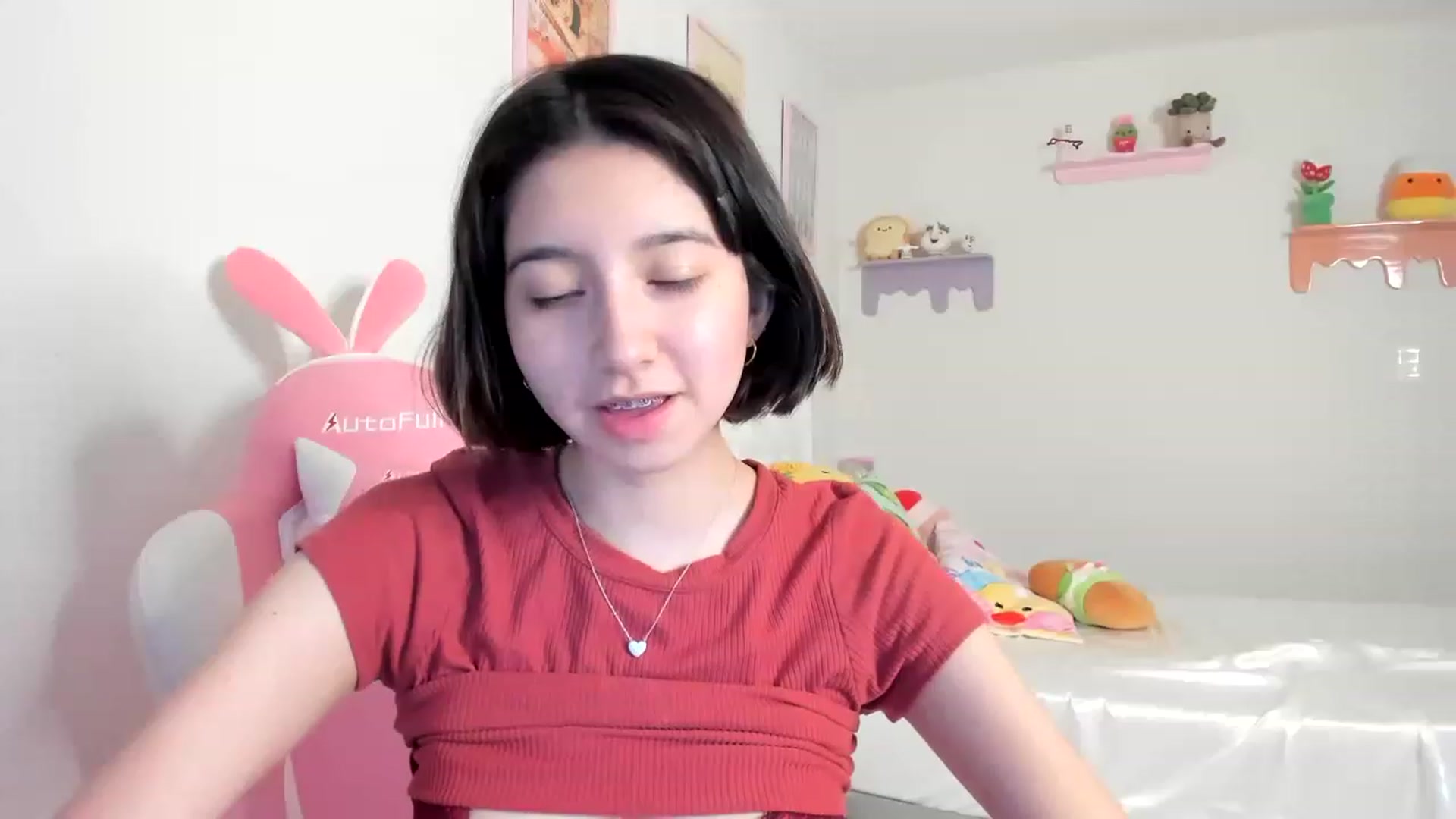 Gallery image thumbnail from Cherrycute666's myfreecams stream on, 07/14/2023, 24:59 image 10 of 20