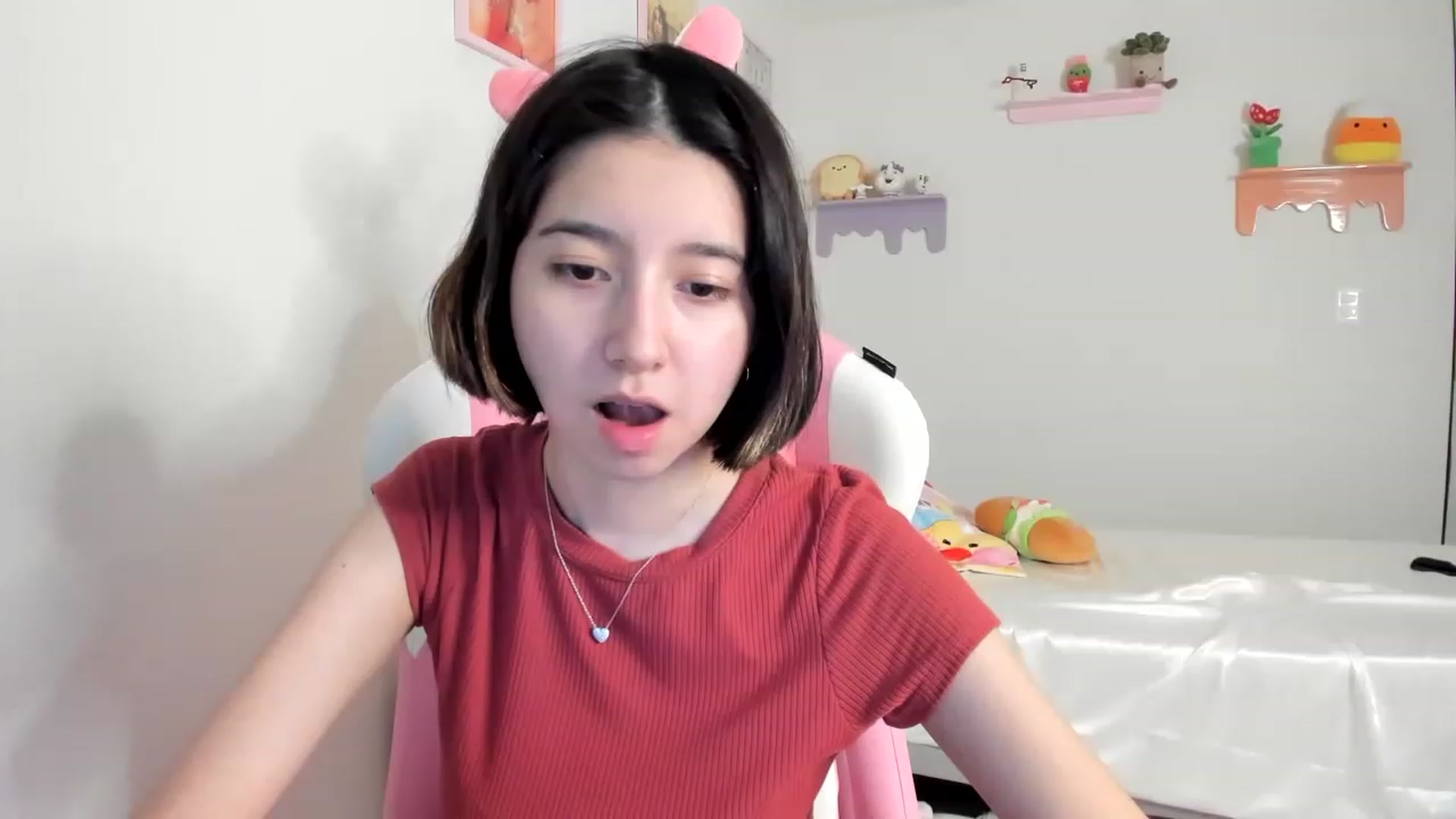 Gallery image thumbnail from Cherrycute666's myfreecams stream on, 07/14/2023, 24:59 image 1 of 20