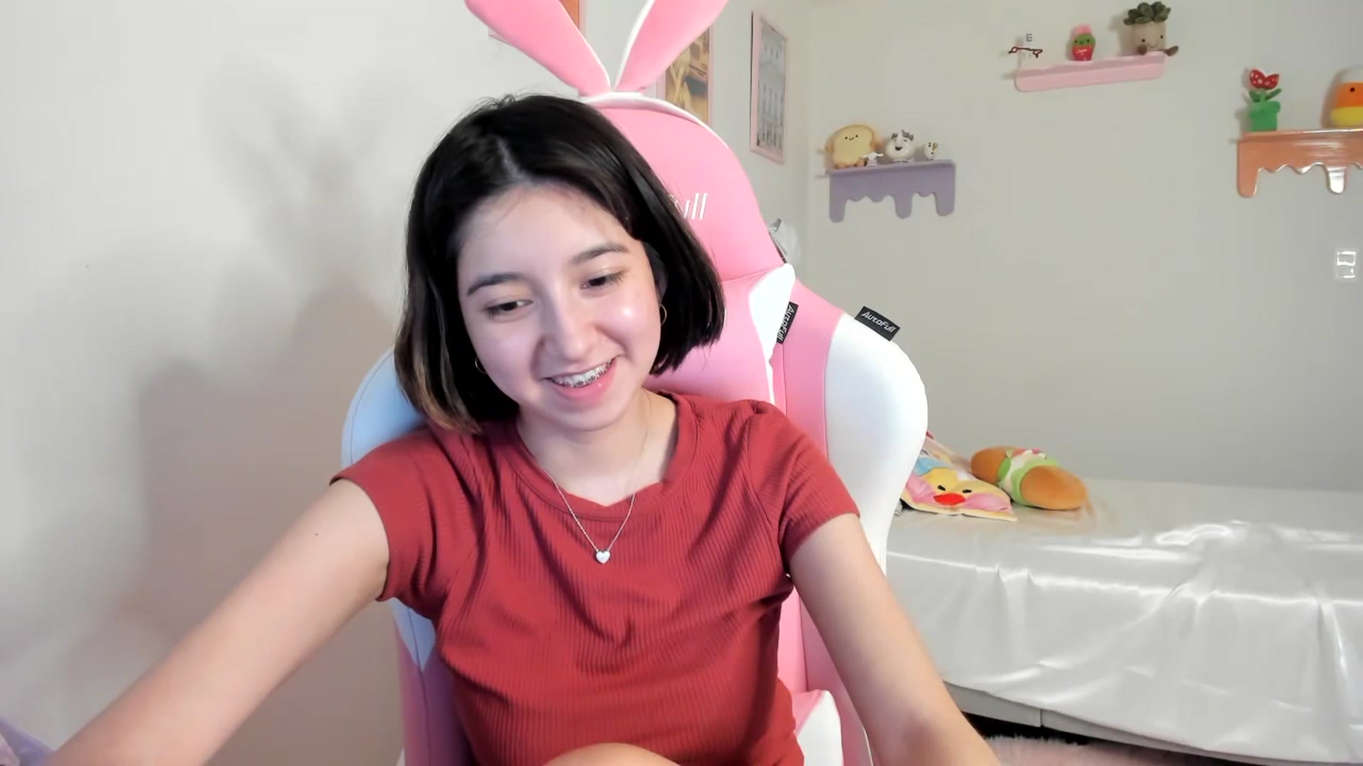 Gallery image thumbnail from Cherrycute666's myfreecams stream on, 07/14/2023, 02:22 image 20 of 20