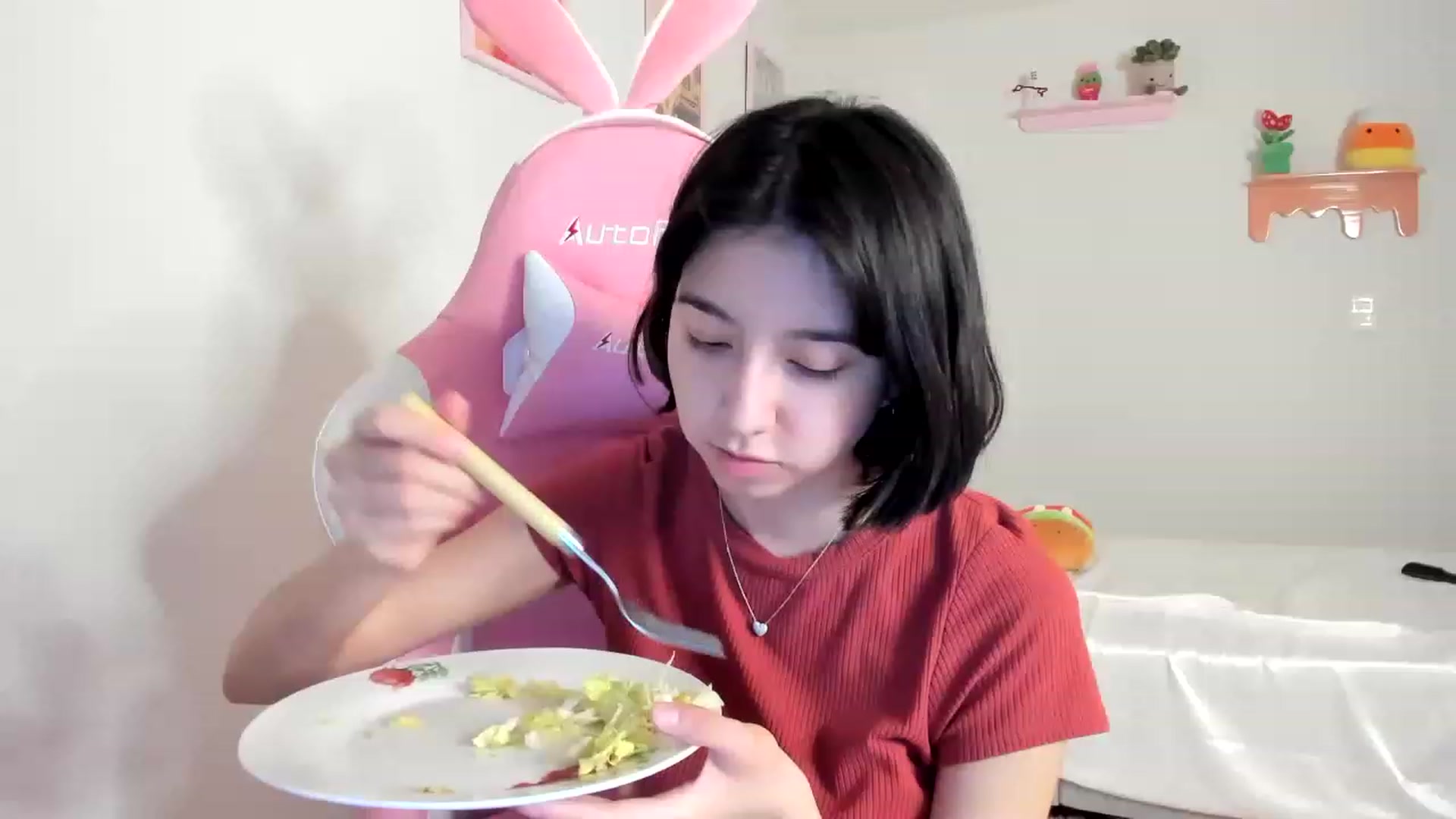 Gallery image thumbnail from Cherrycute666's myfreecams stream on, 07/14/2023, 05:10 image 16 of 20