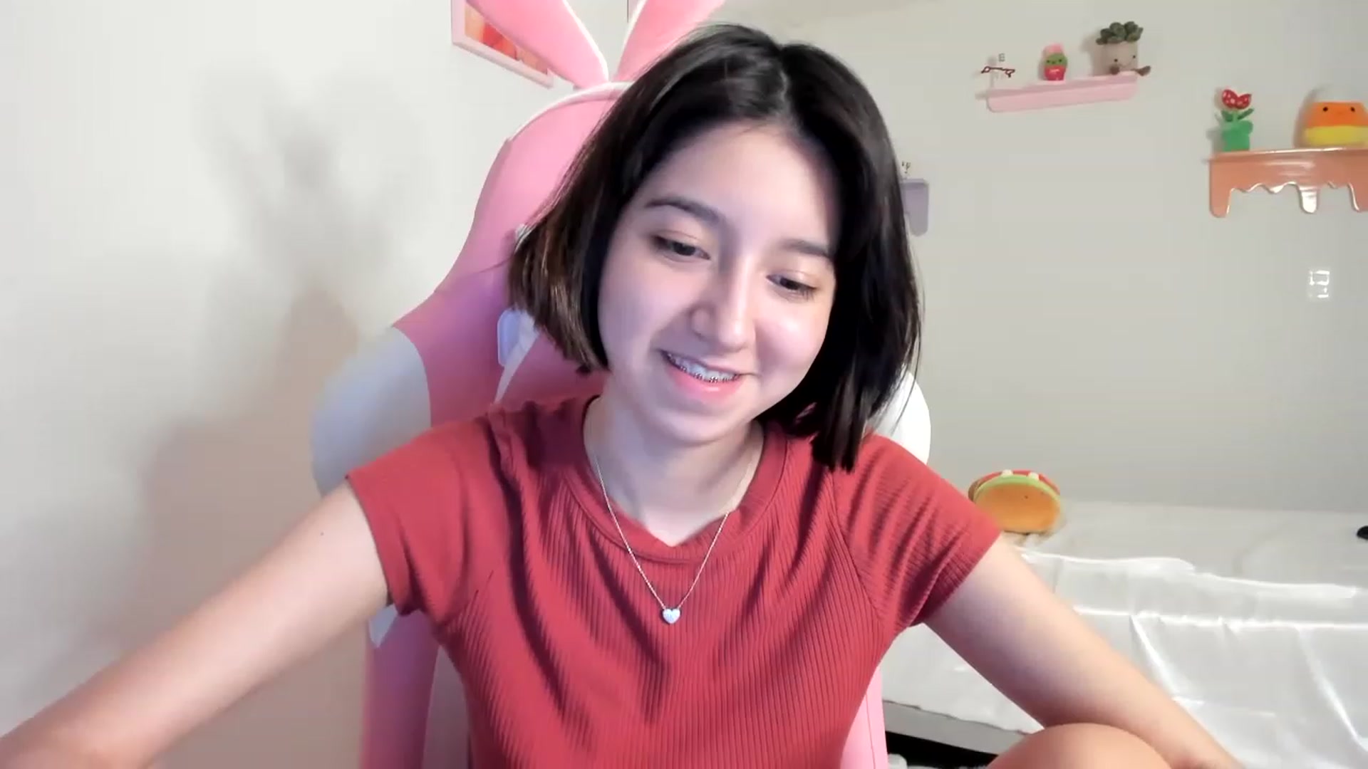 Gallery image thumbnail from Cherrycute666's myfreecams stream on, 07/14/2023, 05:10 image 10 of 20