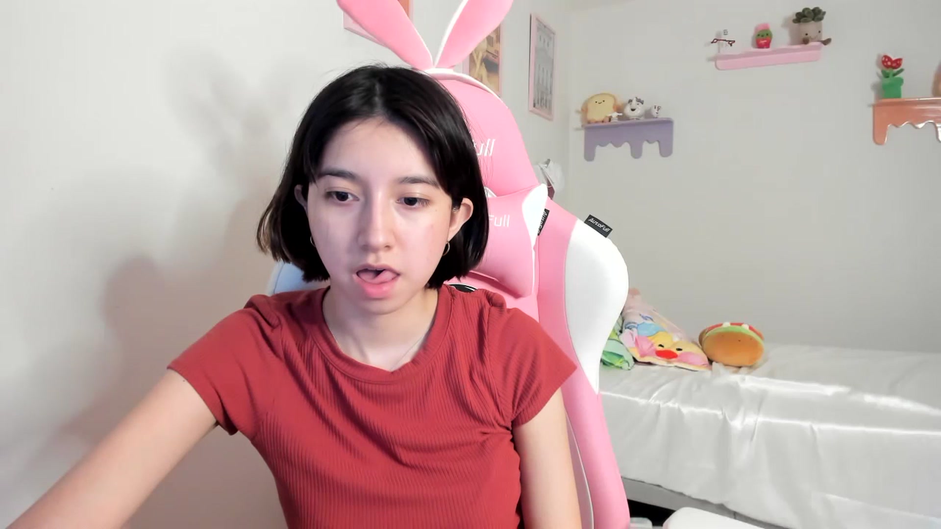 Gallery image thumbnail from Cherrycute666's myfreecams stream on, 07/14/2023, 06:26 image 19 of 20