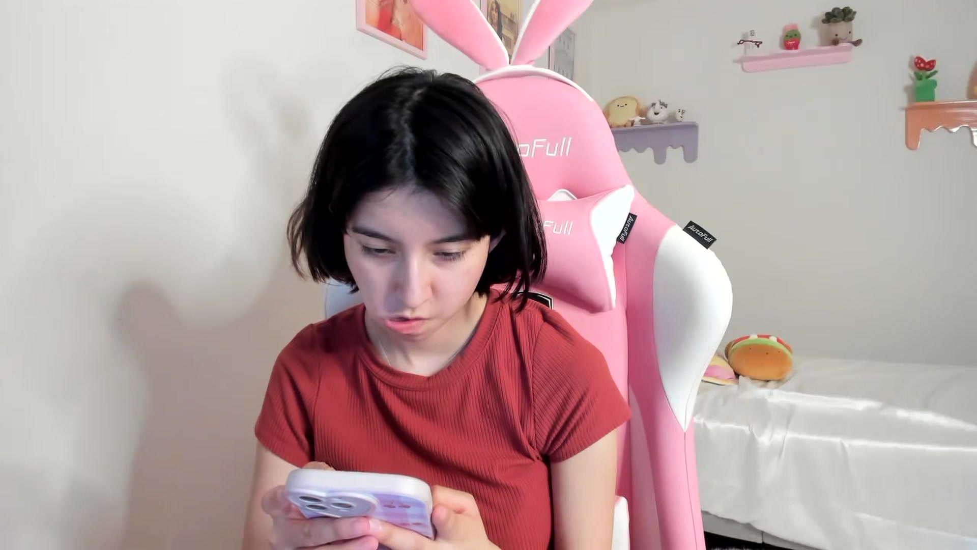 Gallery image thumbnail from Cherrycute666's myfreecams stream on, 07/14/2023, 06:26 image 15 of 20