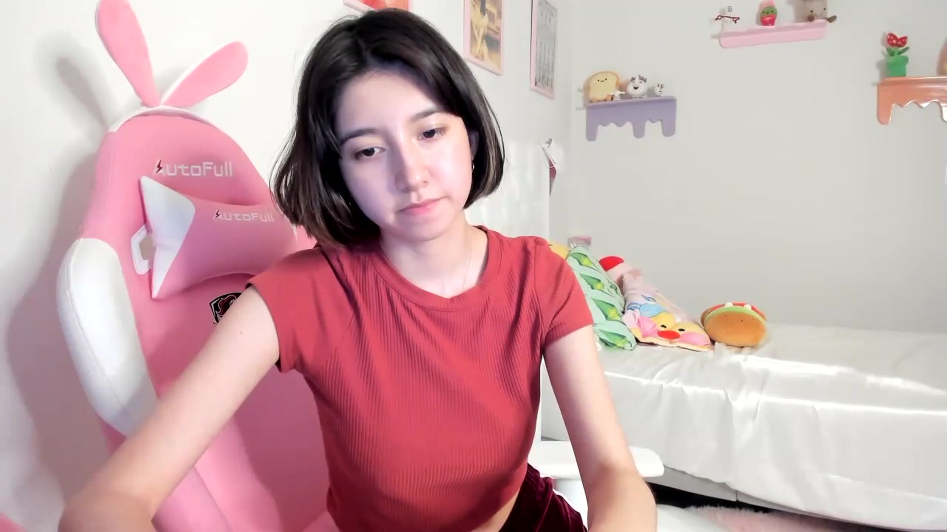 Gallery image thumbnail from Cherrycute666's myfreecams stream on, 07/14/2023, 08:07 image 18 of 20