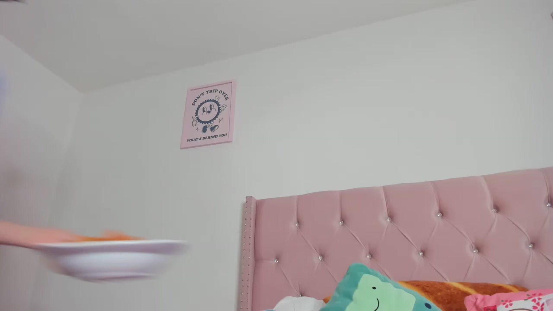 Gallery image thumbnail from Cherrycute666's myfreecams stream on, 07/15/2023, 10:06 image 14 of 20