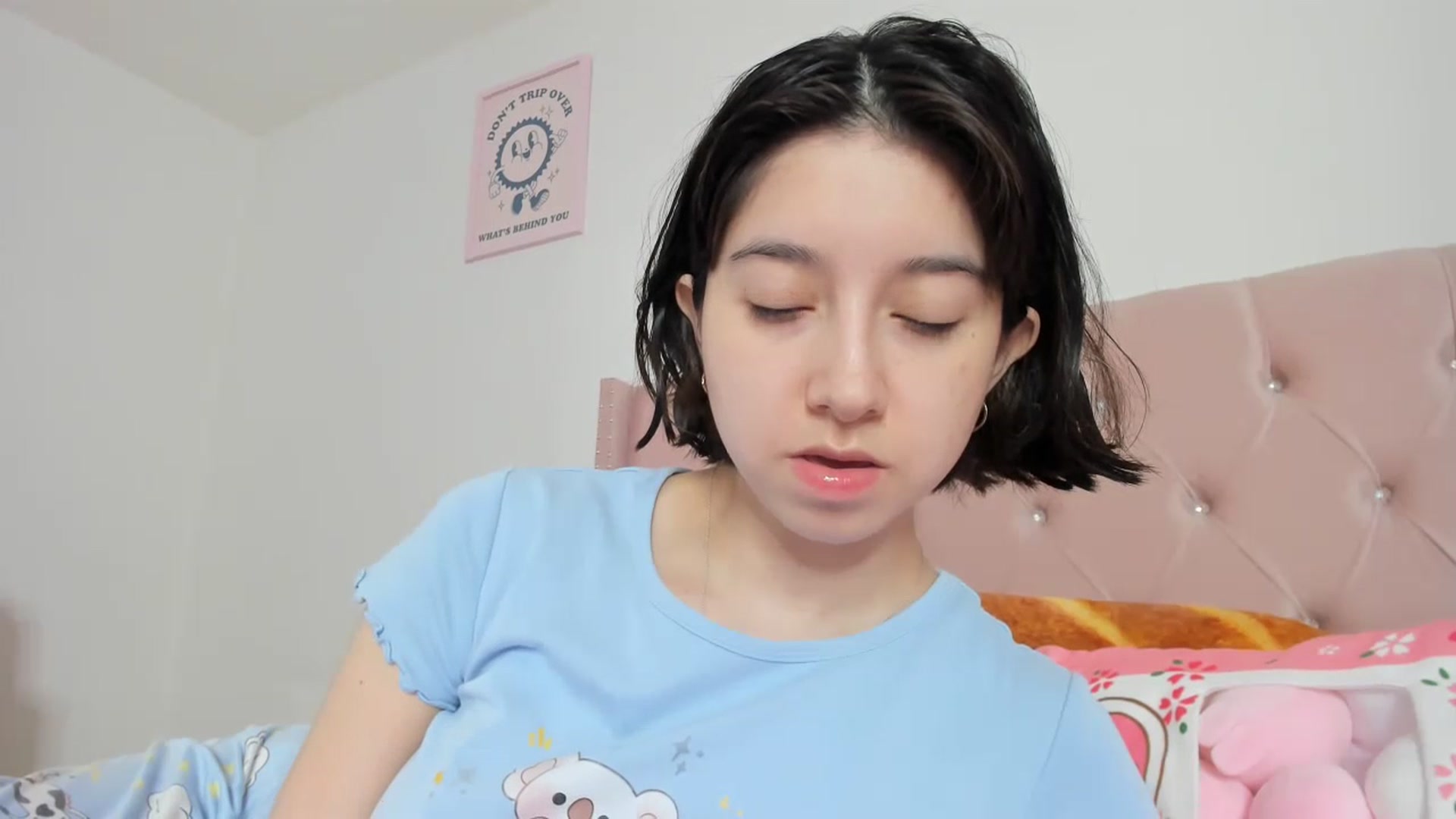 Gallery image thumbnail from Cherrycute666's myfreecams stream on, 07/15/2023, 10:32 image 7 of 20