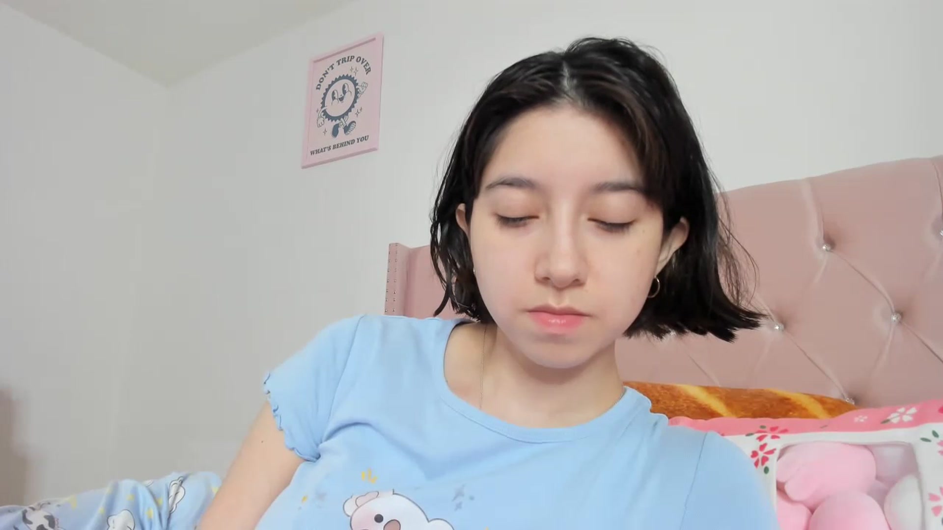 Gallery image thumbnail from Cherrycute666's myfreecams stream on, 07/15/2023, 10:32 image 9 of 20
