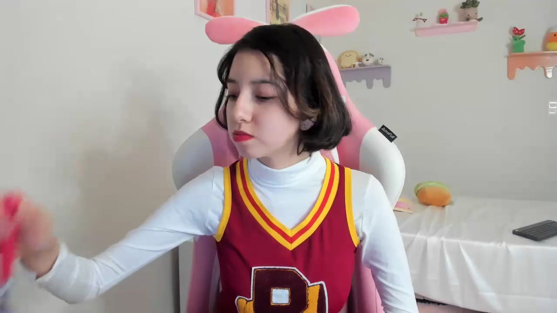 Gallery image thumbnail from Cherrycute666's myfreecams stream on, 07/15/2023, 22:21 image 1 of 20