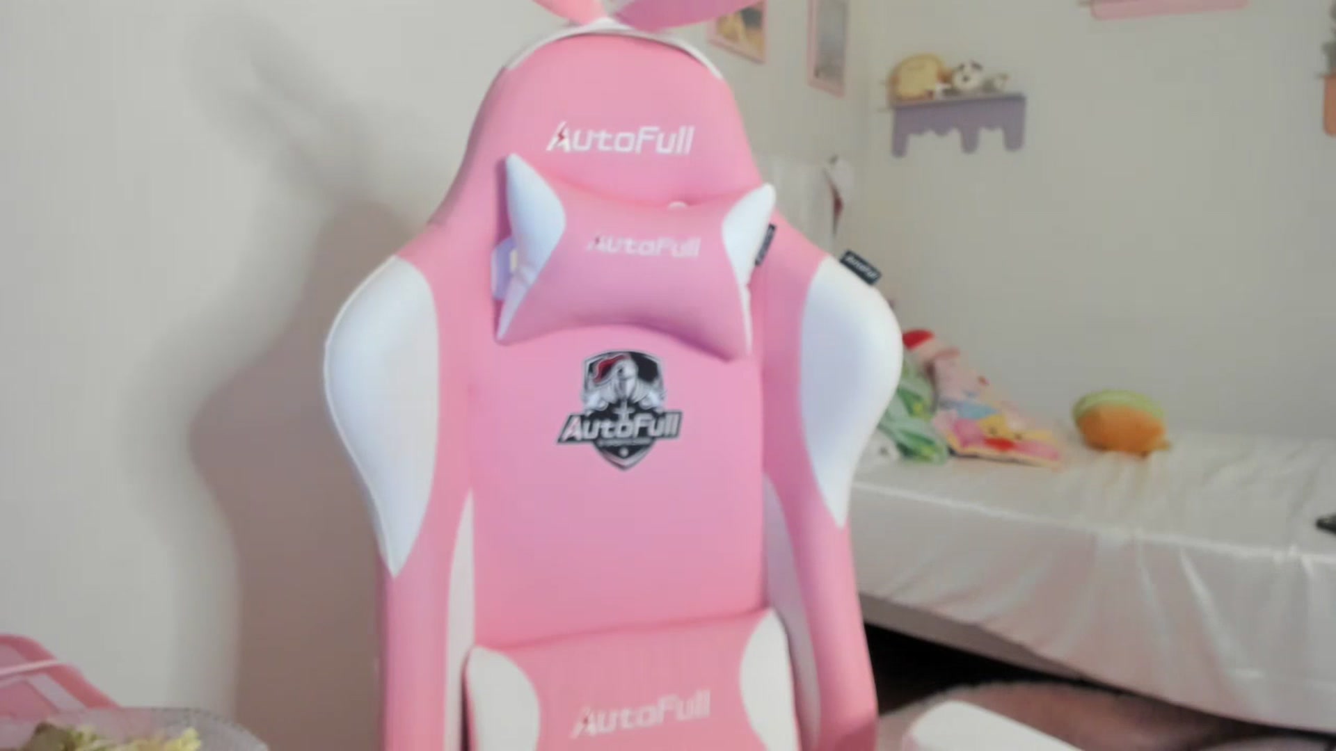 Gallery image thumbnail from Cherrycute666's myfreecams stream on, 07/16/2023, 01:33 image 9 of 20
