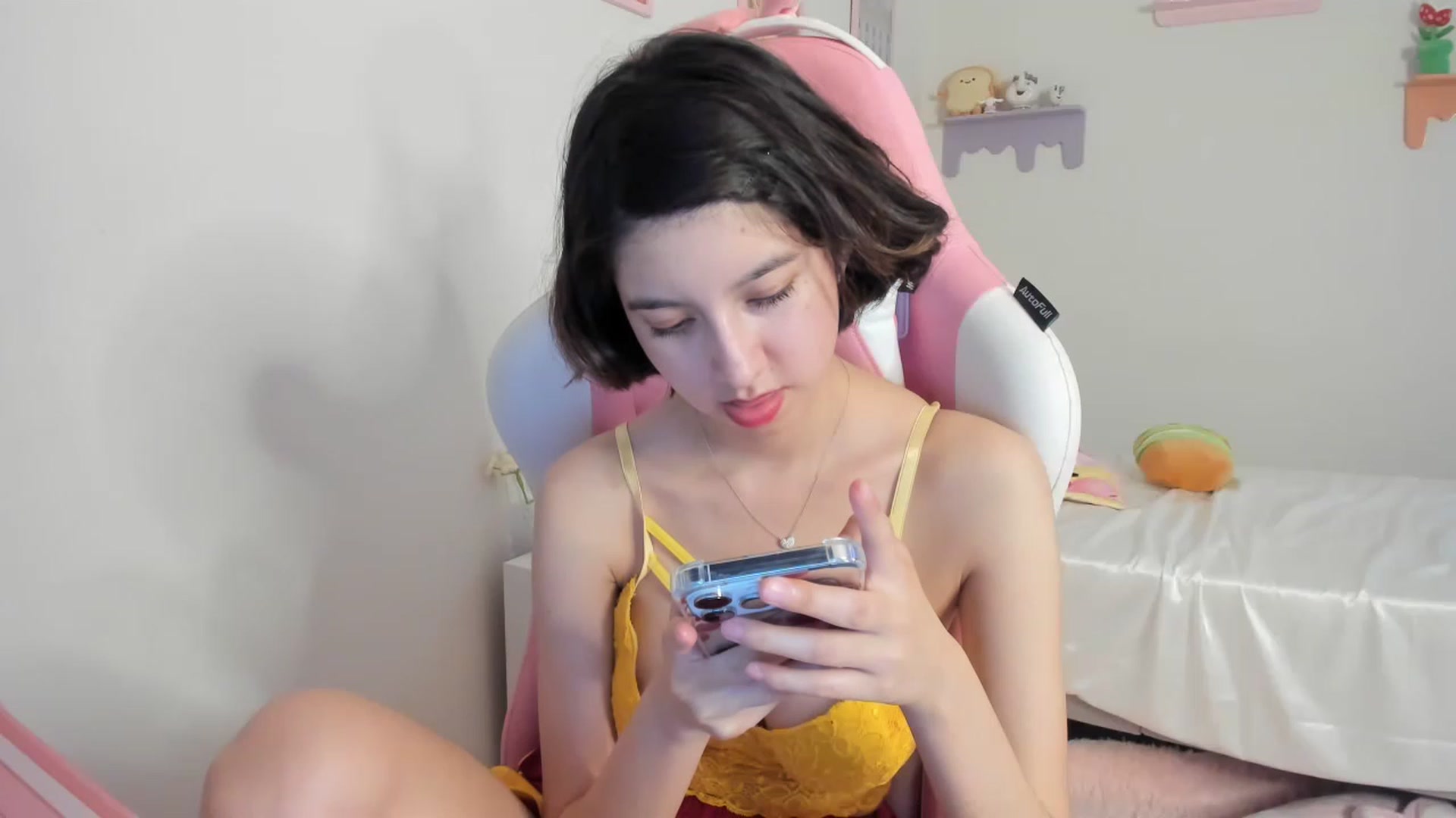 Gallery image thumbnail from Cherrycute666's myfreecams stream on, 07/16/2023, 08:49 image 14 of 20