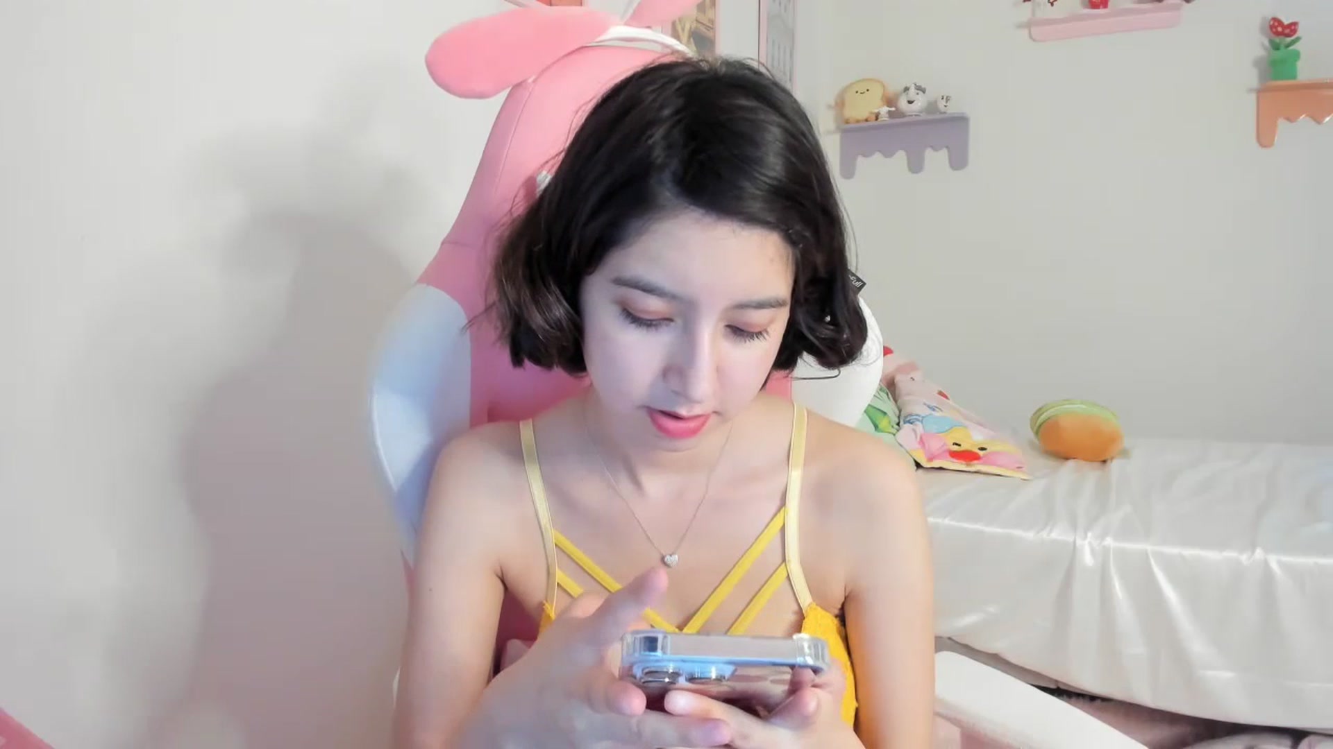Gallery image thumbnail from Cherrycute666's myfreecams stream on, 07/16/2023, 10:25 image 2 of 20