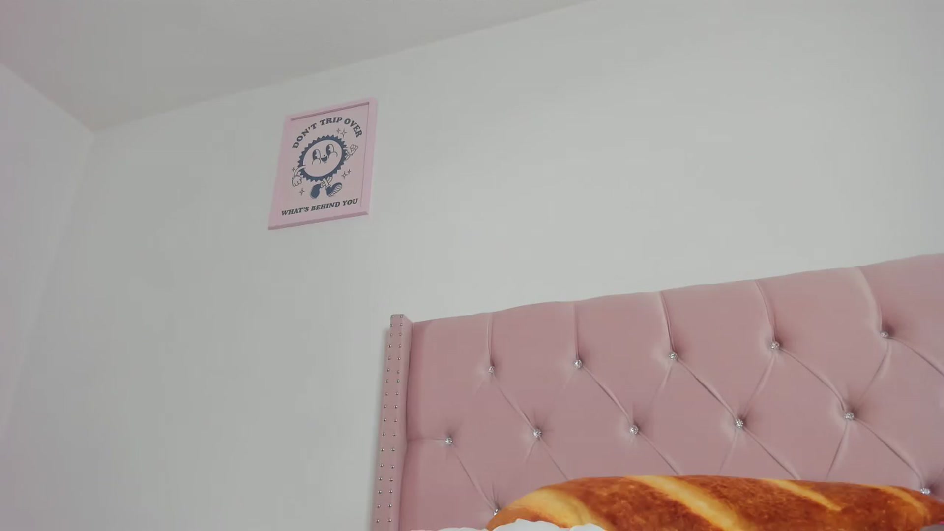 Gallery image thumbnail from Cherrycute666's myfreecams stream on, 07/16/2023, 11:25 image 18 of 20
