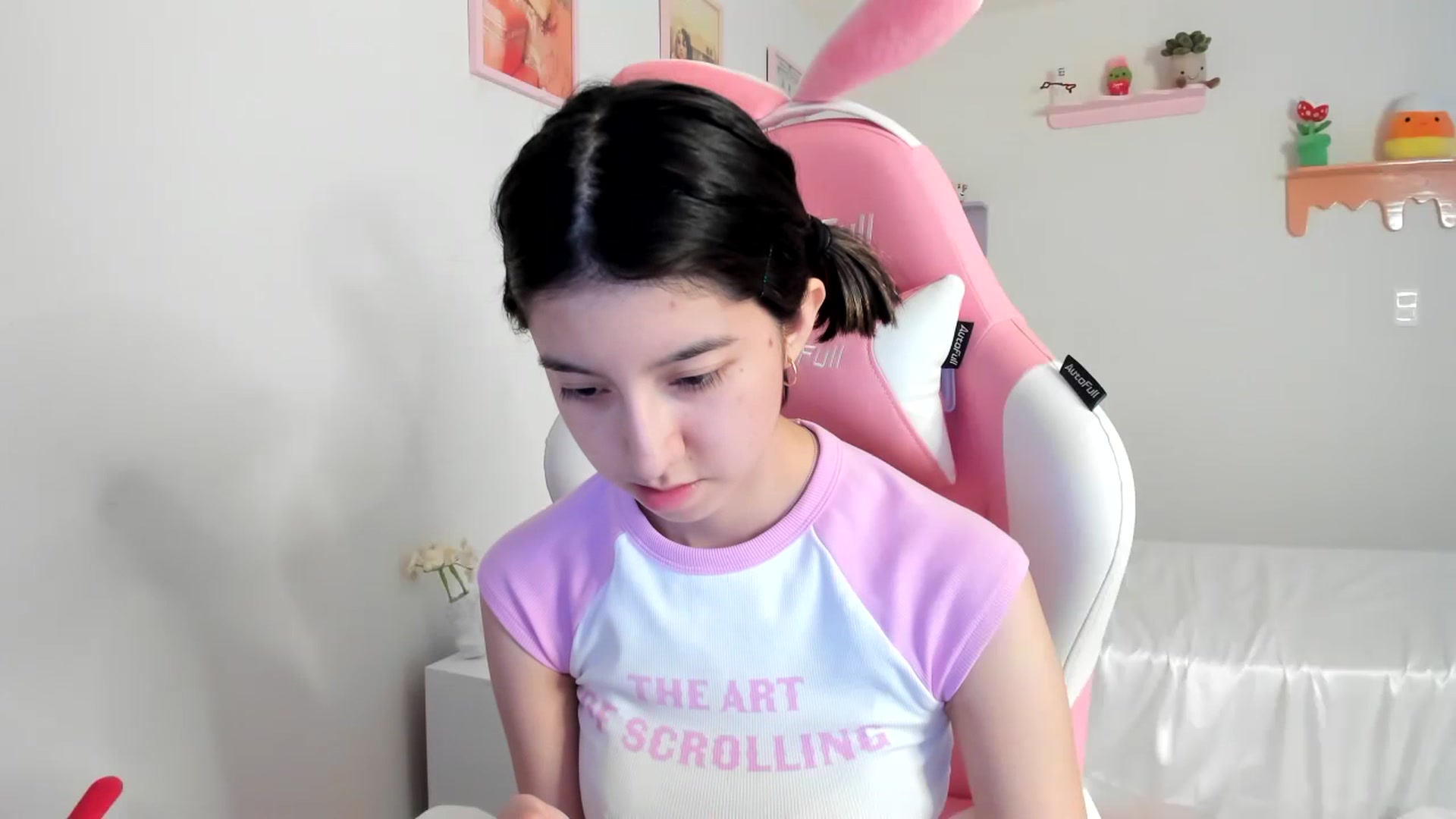 Gallery image thumbnail from Cherrycute666's myfreecams stream on, 07/16/2023, 23:28 image 7 of 20