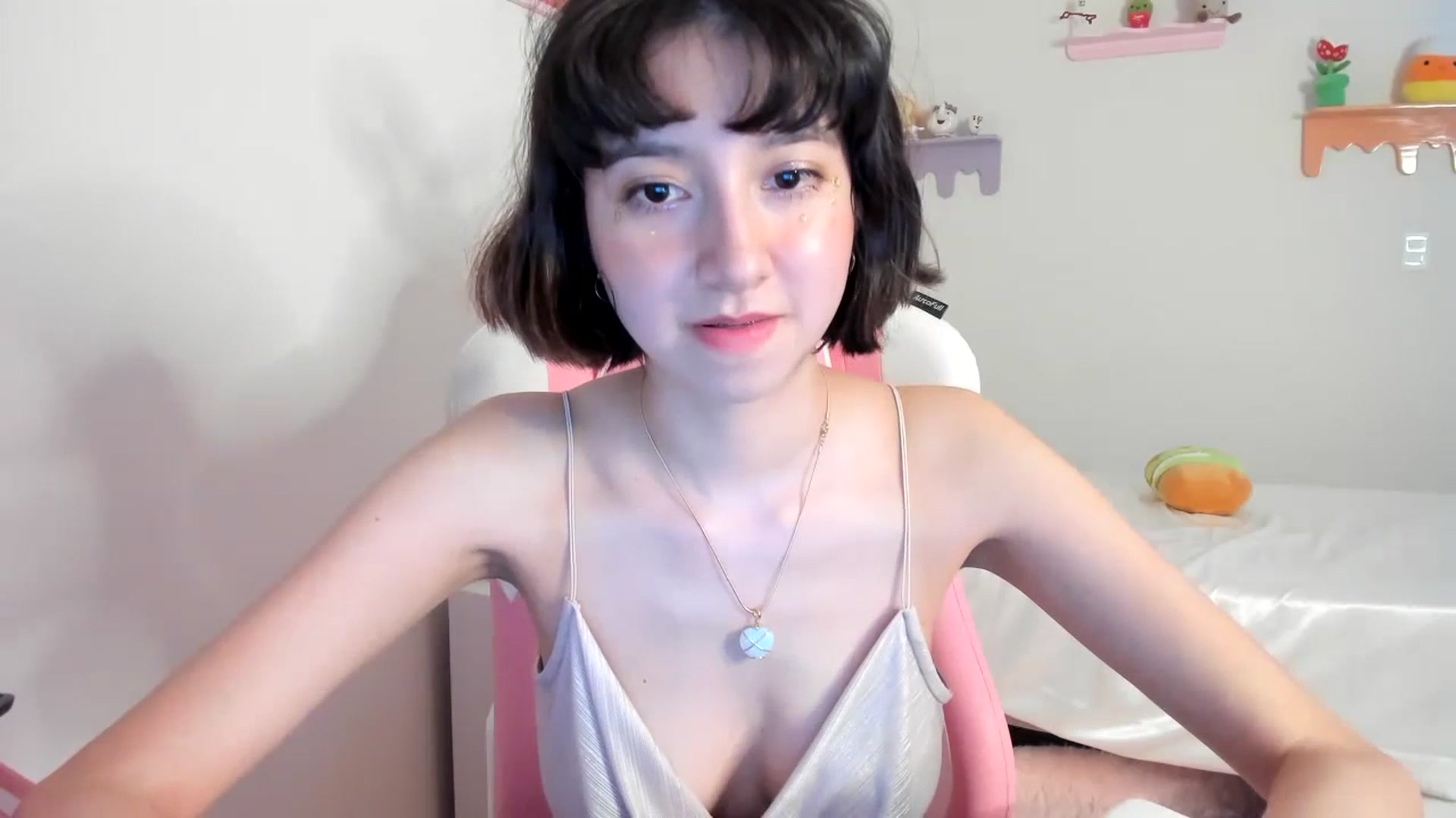 Gallery image thumbnail from Cherrycute666's myfreecams stream on, 07/18/2023, 07:38 image 2 of 20