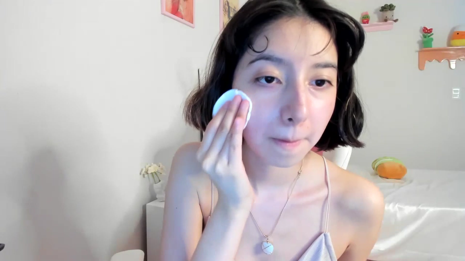 Gallery image thumbnail from Cherrycute666's myfreecams stream on, 07/18/2023, 09:04 image 2 of 20