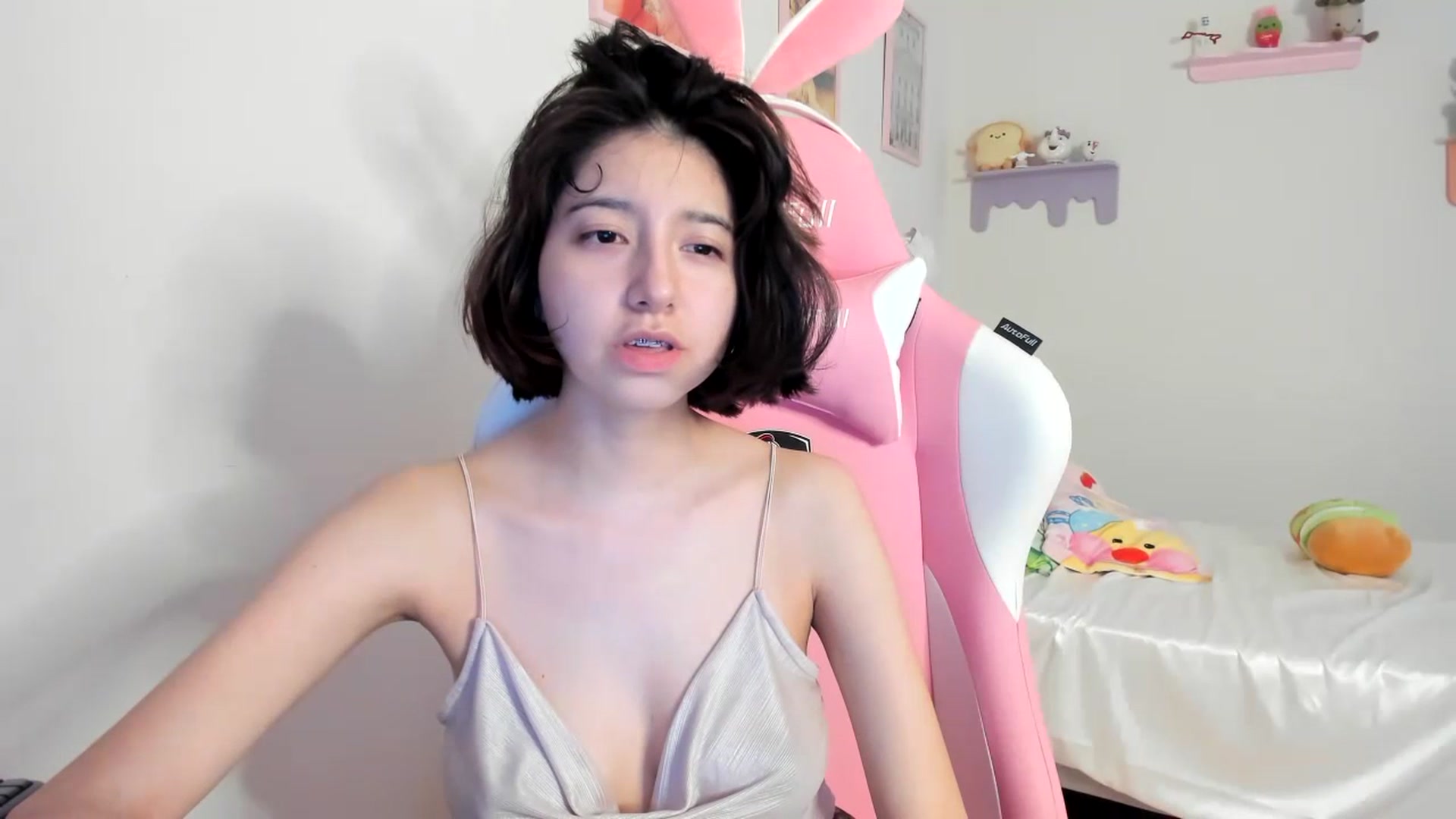 Gallery image thumbnail from Cherrycute666's myfreecams stream on, 07/18/2023, 09:04 image 12 of 20