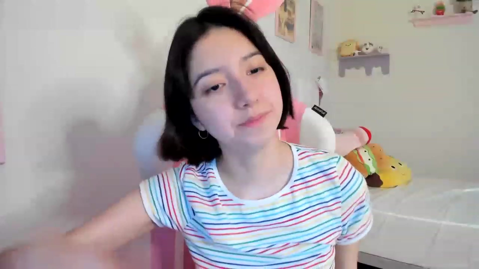 Gallery image thumbnail from Cherrycute666's myfreecams stream on, 07/19/2023, 04:30 image 8 of 20