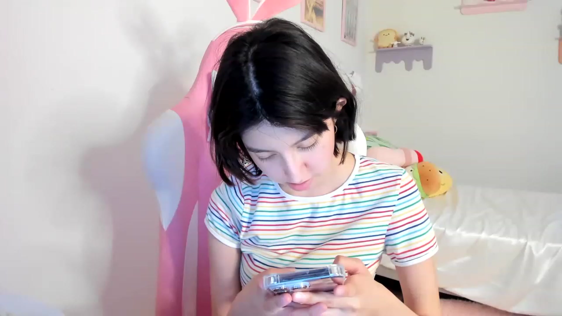 Gallery image thumbnail from Cherrycute666's myfreecams stream on, 07/19/2023, 05:27 image 19 of 20