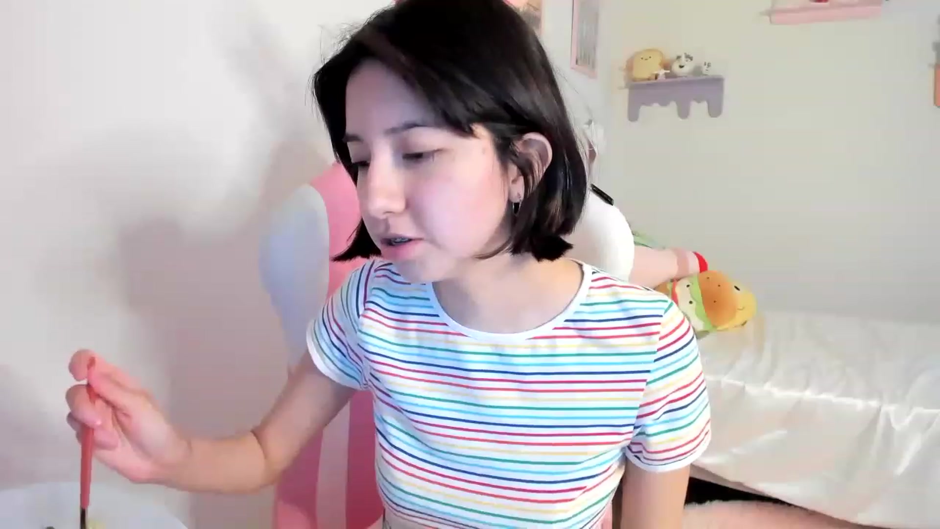 Gallery image thumbnail from Cherrycute666's myfreecams stream on, 07/19/2023, 05:27 image 14 of 20