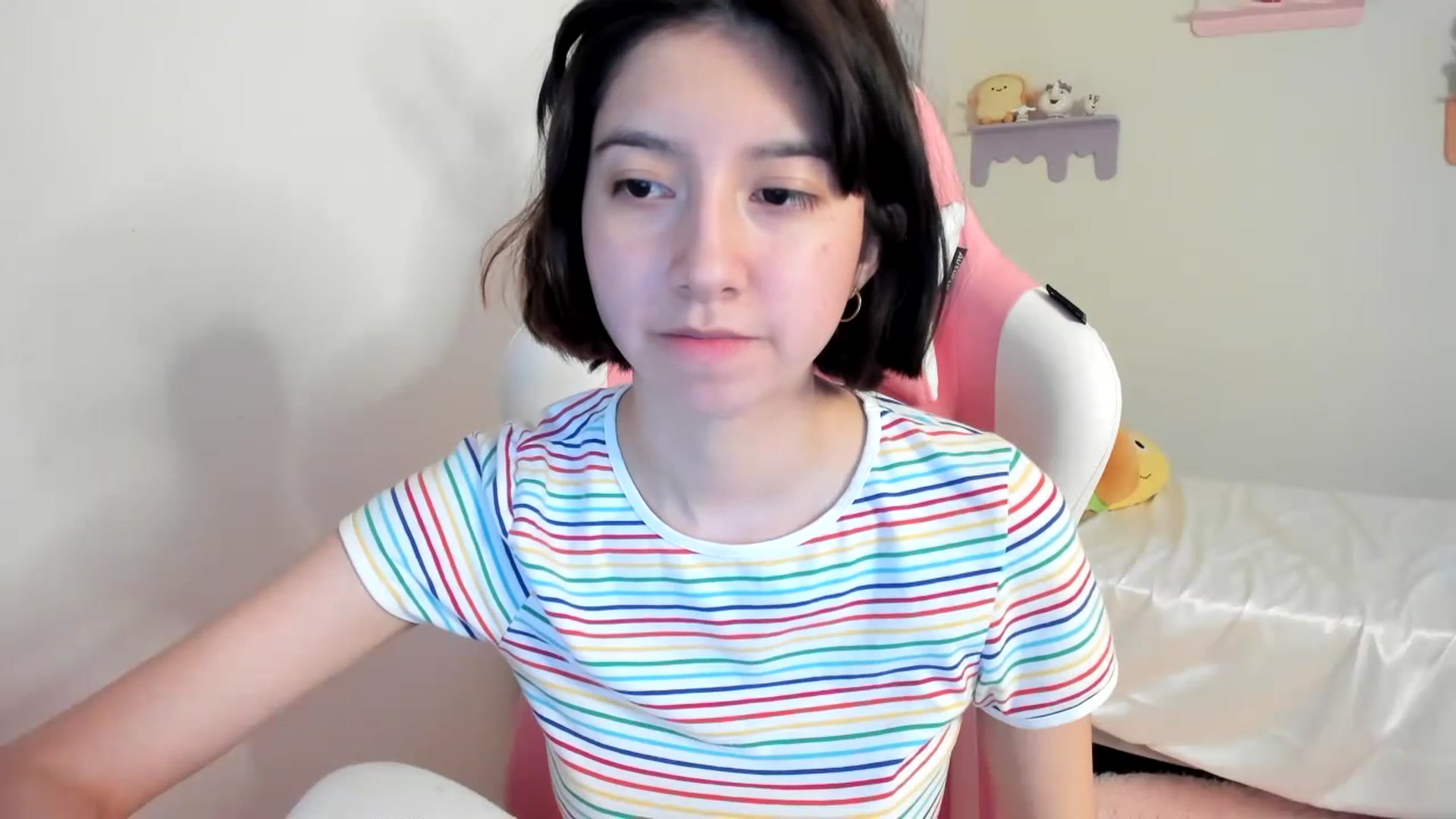Gallery image thumbnail from Cherrycute666's myfreecams stream on, 07/19/2023, 05:49 image 5 of 20