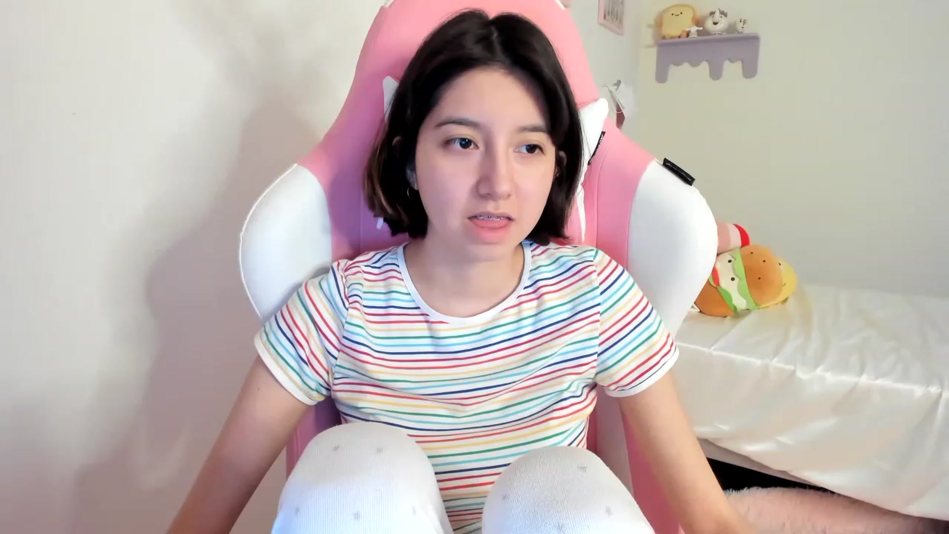 Gallery image thumbnail from Cherrycute666's myfreecams stream on, 07/19/2023, 06:30 image 12 of 20