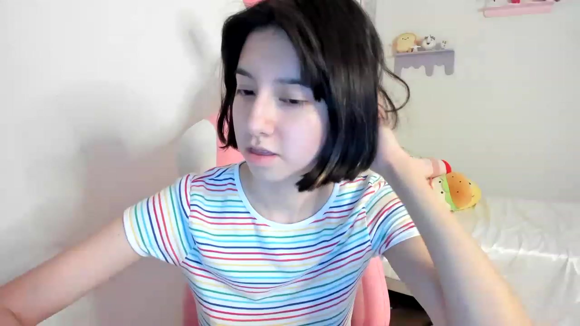 Gallery image thumbnail from Cherrycute666's myfreecams stream on, 07/19/2023, 07:37 image 5 of 20