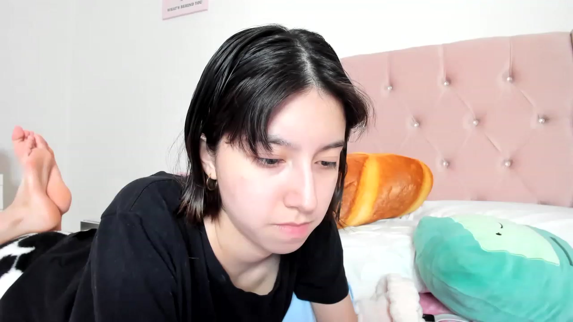 Gallery image thumbnail from Cherrycute666's myfreecams stream on, 07/19/2023, 09:07 image 15 of 20