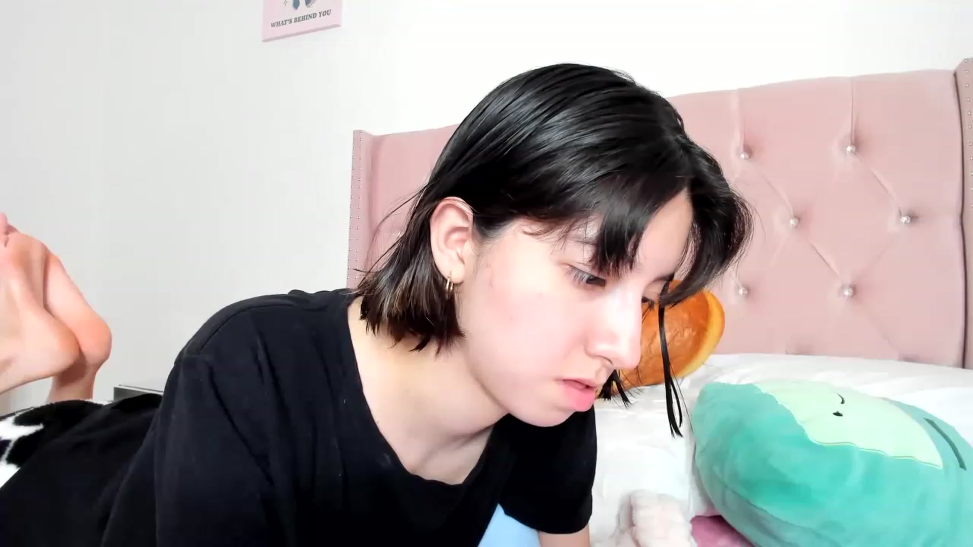 Gallery image thumbnail from Cherrycute666's myfreecams stream on, 07/19/2023, 09:07 image 14 of 20