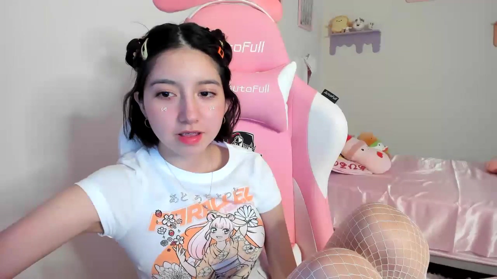 Gallery image thumbnail from Cherrycute666's myfreecams stream on, 07/20/2023, 03:24 image 3 of 20